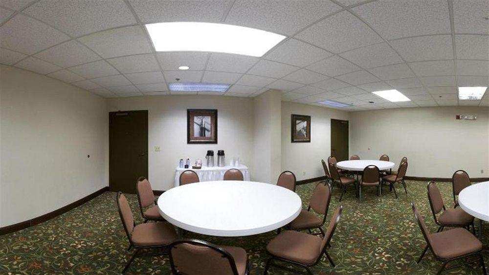 Holiday Inn Express Atlanta W Douglasville Bagian luar foto