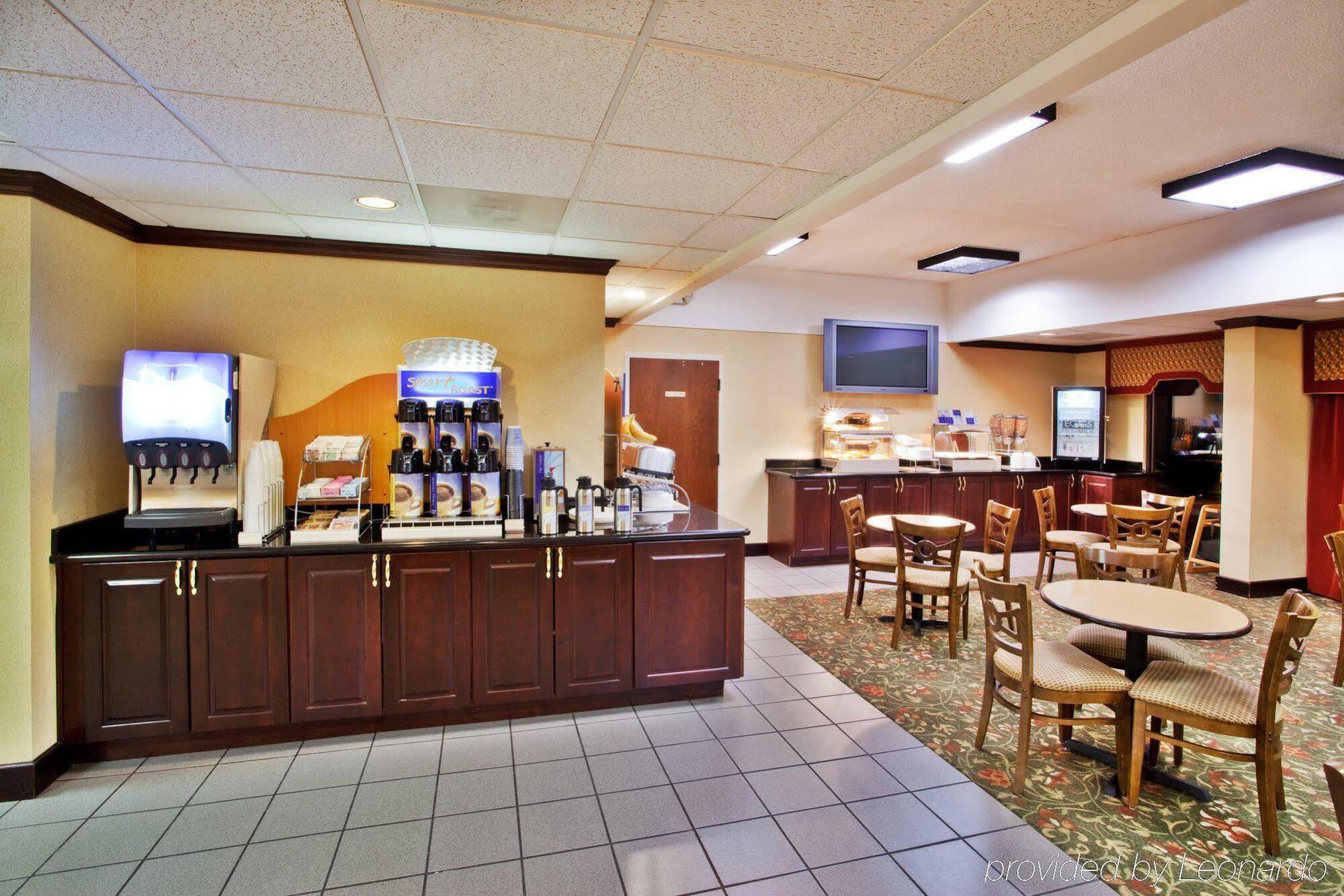 Holiday Inn Express Atlanta W Douglasville Bagian luar foto
